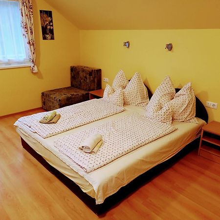 Haus Maria Appartements Zalakaros Luaran gambar